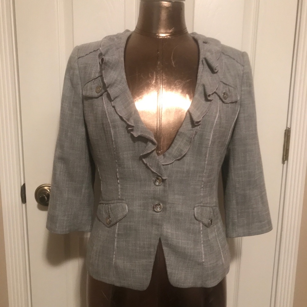 Whitehouse/Blackmarket blazer size 6